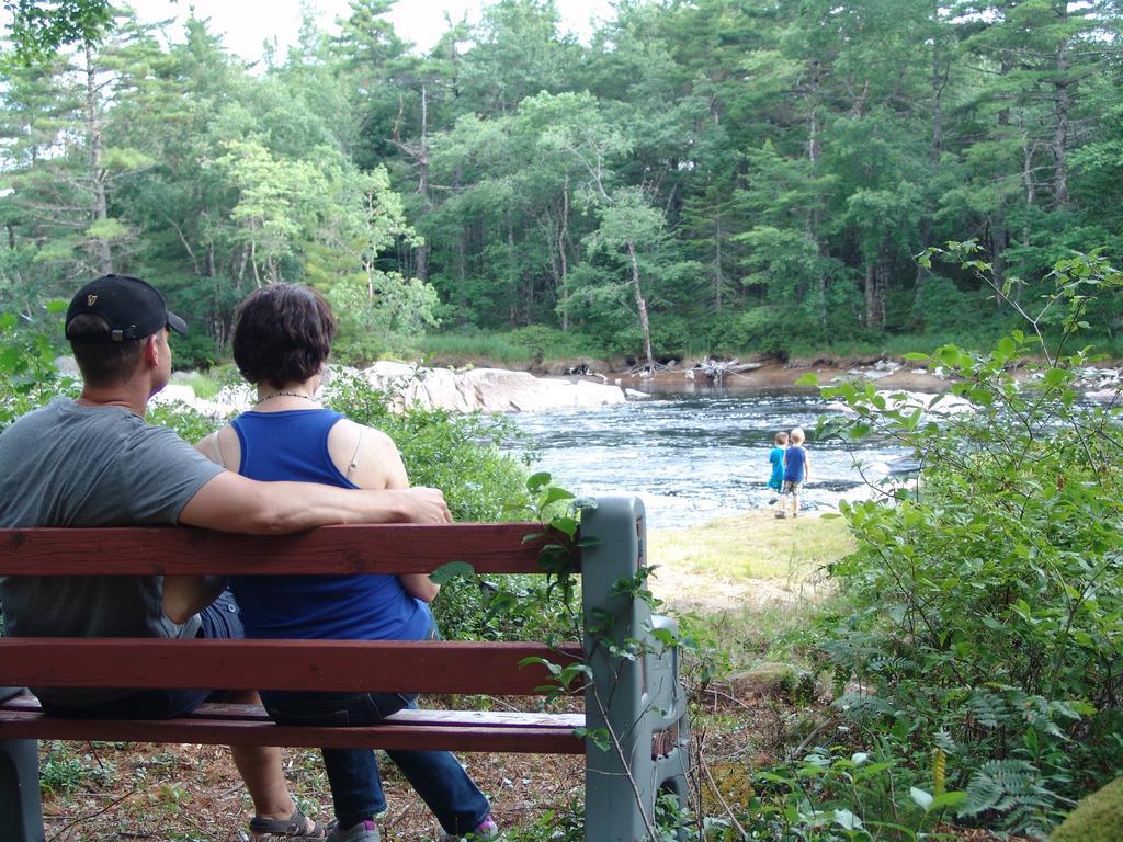 שלבורן Roseway River Cottages מראה חיצוני תמונה